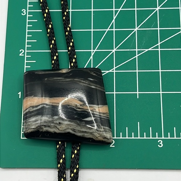 Elegant Black and Brown Bolo Tie - Picture 11 of 11